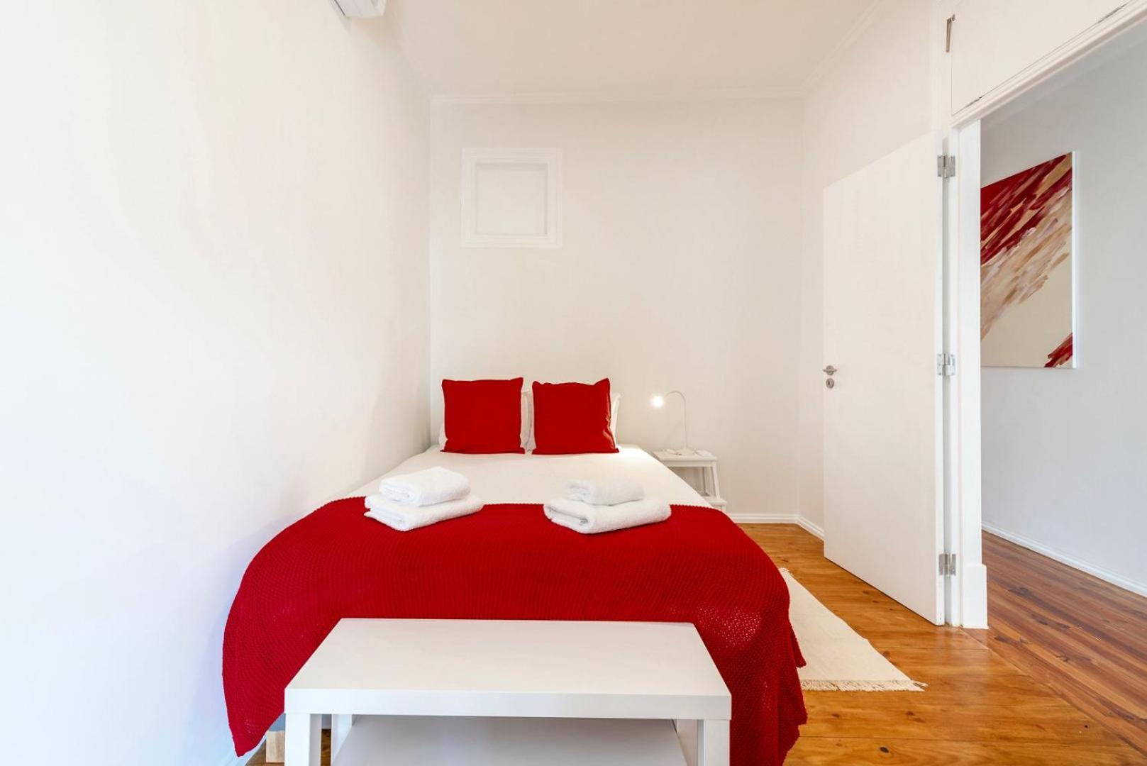 Appartamento Guestready - Saldanha Building Tower Lisbona Esterno foto